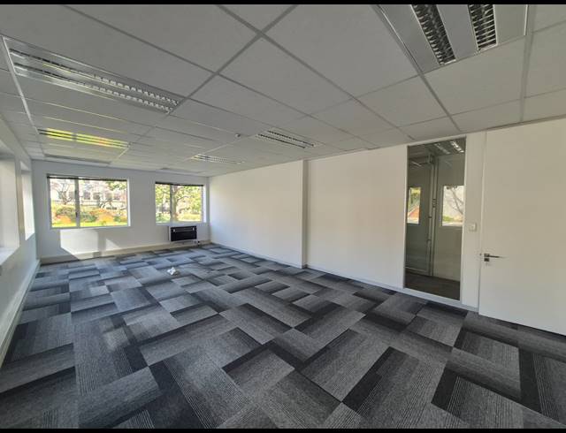 321M² OFFICE TO LET IN SANDTON CENTRAL